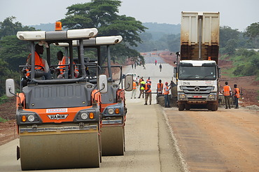 Dieses Straßenausbauprojekt befindet sich im Westen Tansanias