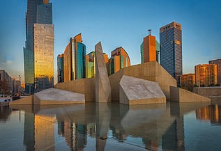 the city’s first library, exhibition hall and theatre