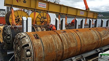 die Bergung der Tunnelbohrmaschine (TBM) im Schwarzen Meer.