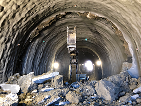 Bahntunnel unter dem Highway 401 