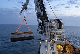 Im April 2014 erteilte Eni Saipem der Ed. ZÜBLIN AG (Niederlassung Singapur) einen Auftrag für die Mikrotunnel-Landverbindung