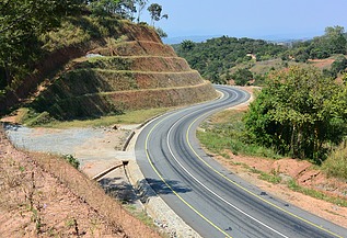 Instandsetzung der Fernstraße