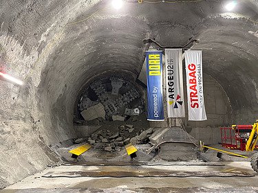 Breakthrough of the TVM at Augustinplatz. Breakthrough of the TVM at Augustinplatz.